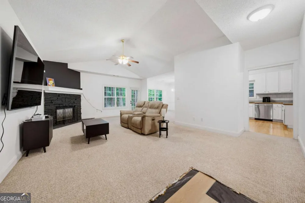 359 Cannongate RD Sharpsburg, GA 30277