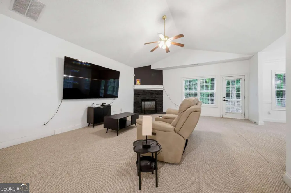 359 Cannongate RD Sharpsburg, GA 30277