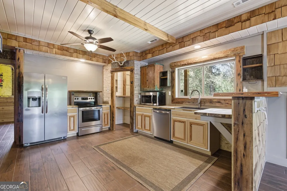 456 Oak Springs RD Clarkesville, GA 30523
