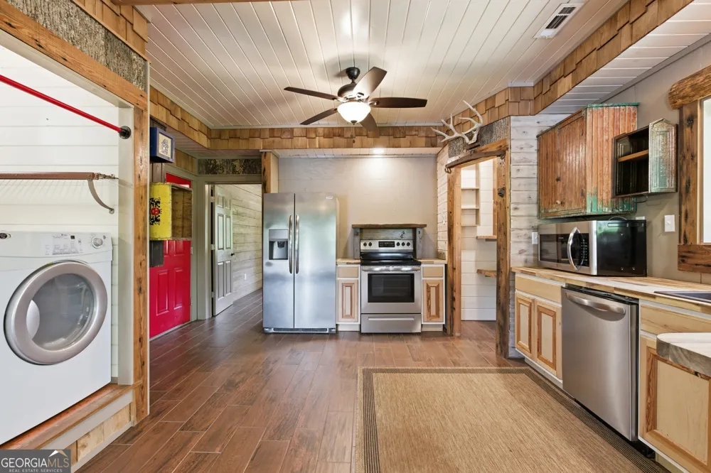 456 Oak Springs RD Clarkesville, GA 30523