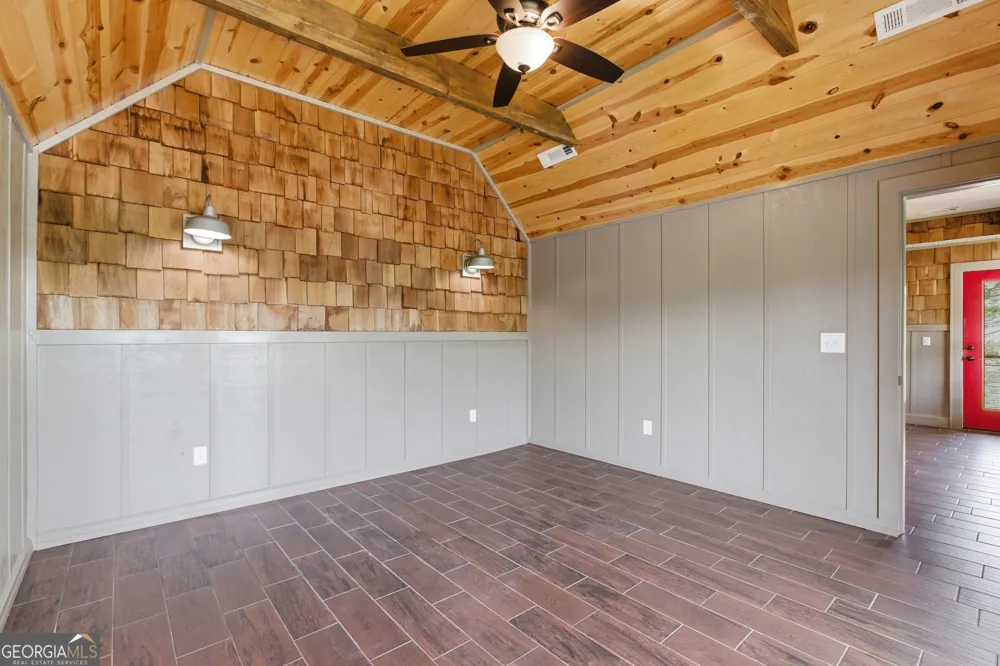 456 Oak Springs RD Clarkesville, GA 30523