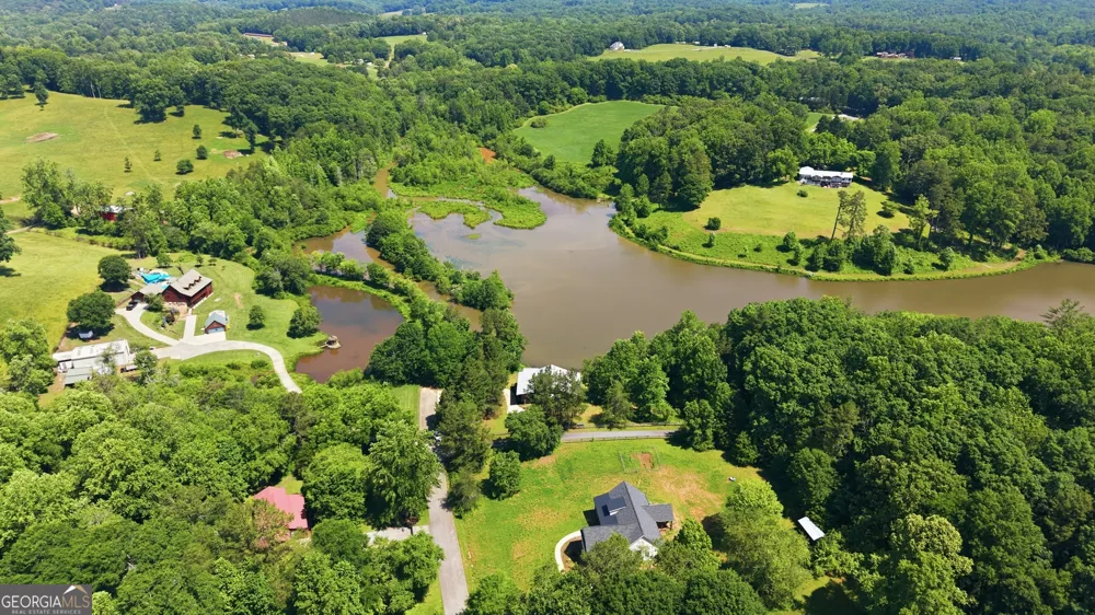 456 Oak Springs RD Clarkesville, GA 30523