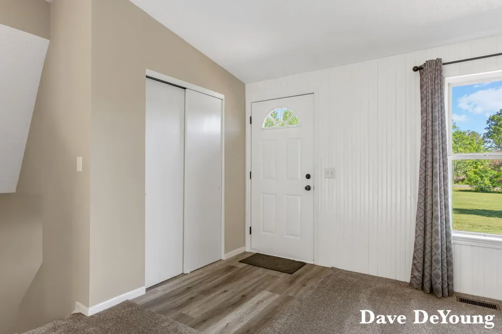 6756 119th Avenue Fennville, MI 49408