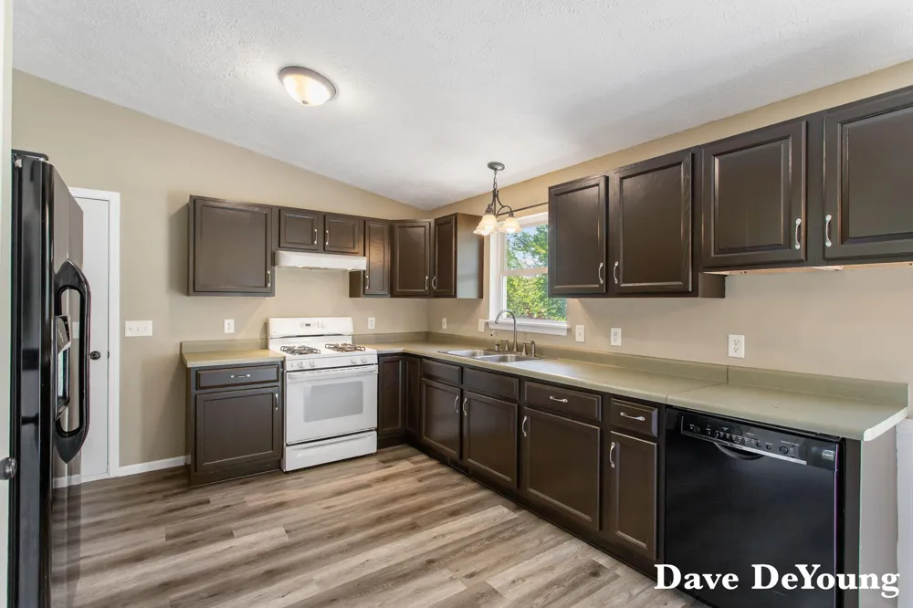 6756 119th Avenue Fennville, MI 49408