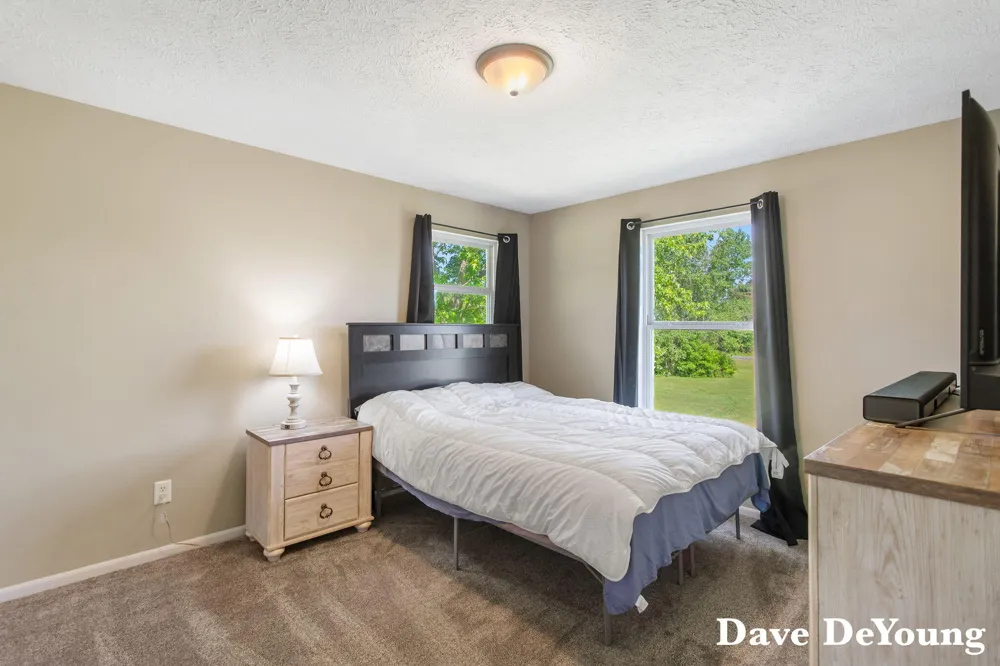6756 119th Avenue Fennville, MI 49408