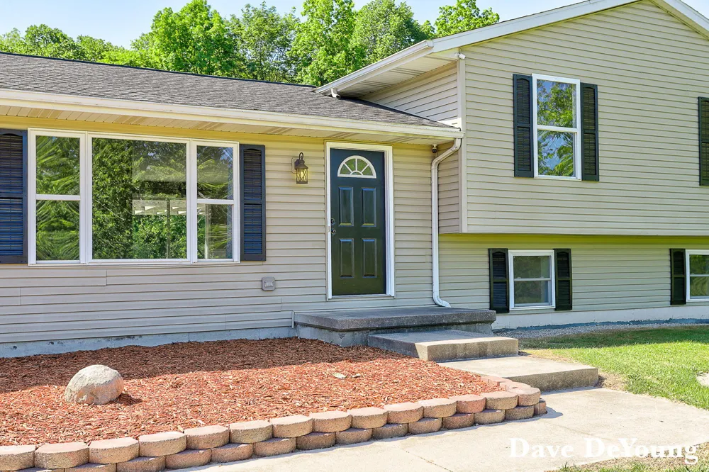 6756 119th Avenue Fennville, MI 49408