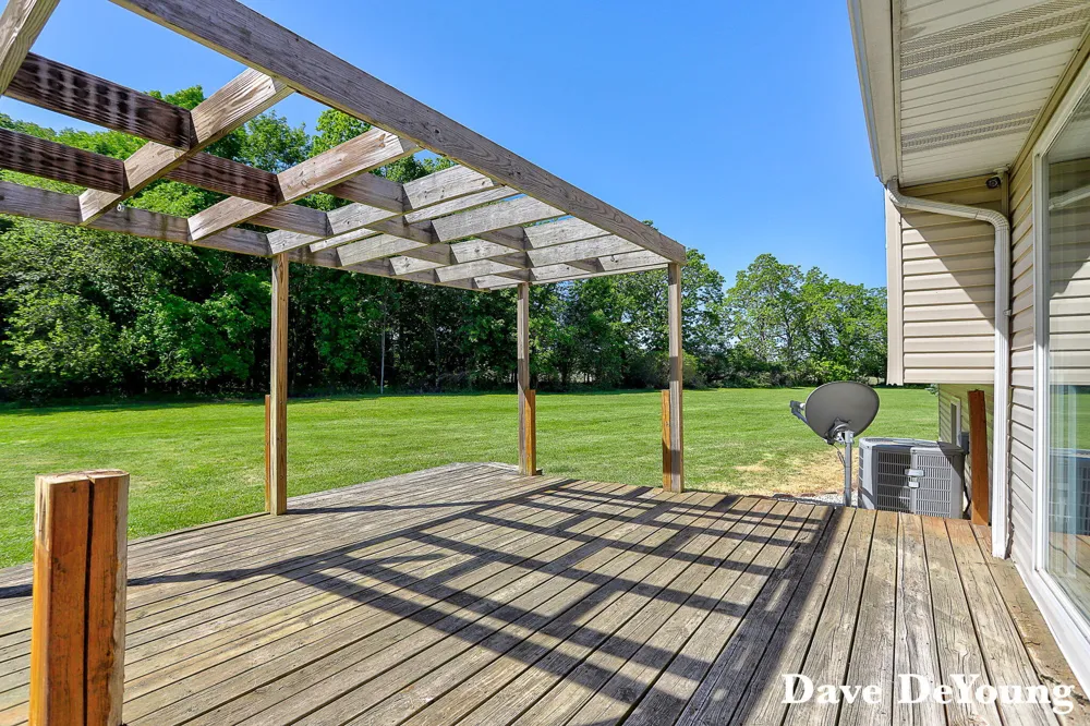 6756 119th Avenue Fennville, MI 49408