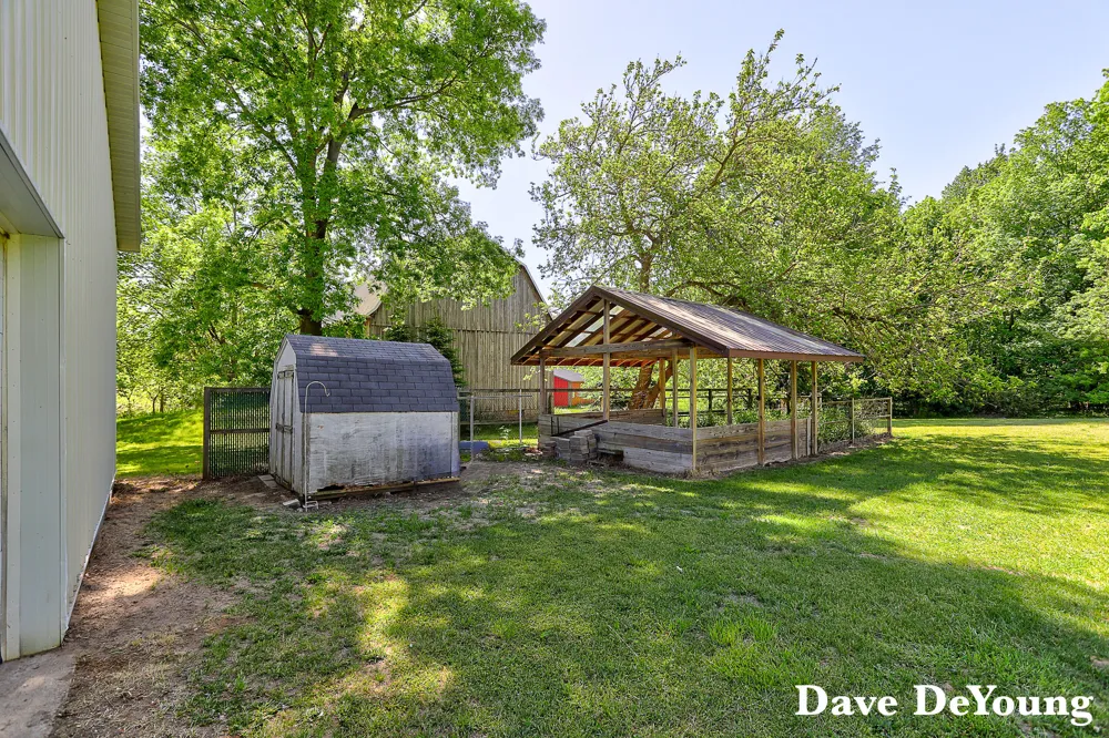 6756 119th Avenue Fennville, MI 49408