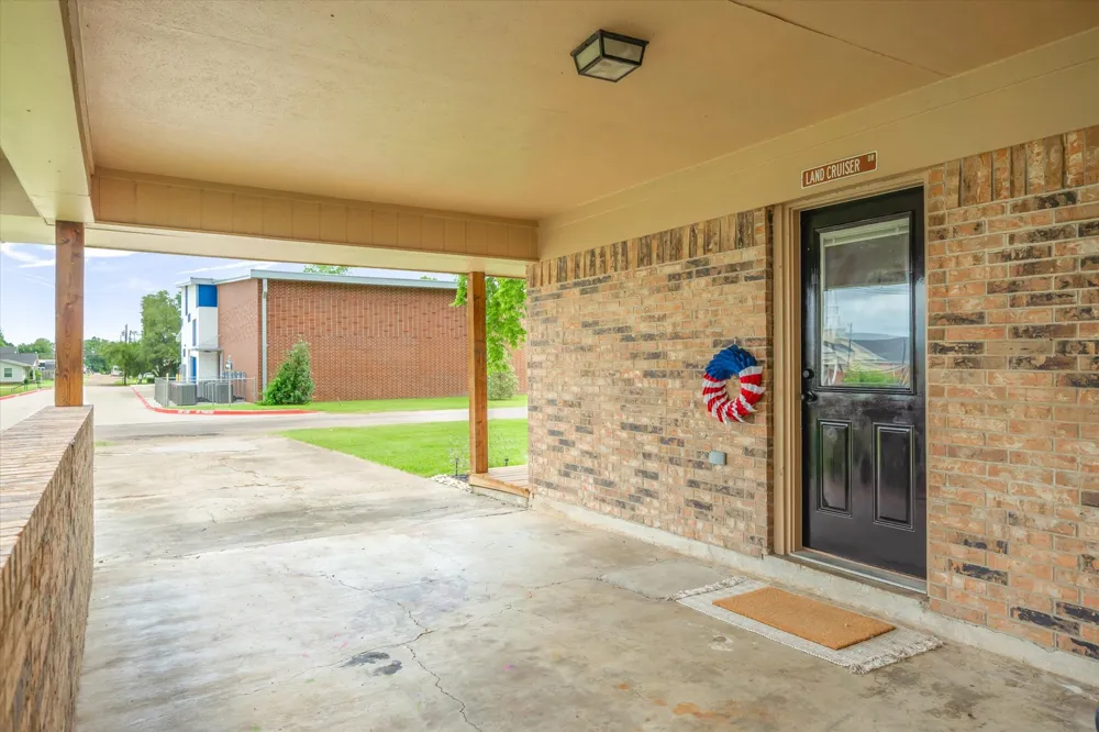 151 W College Street Canton, TX 75103