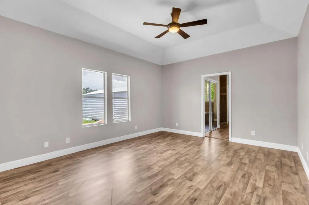 5010 Wilson Street Groves, TX 77619