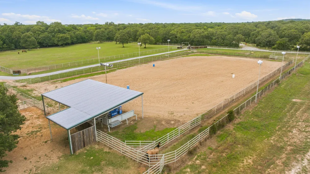 261 Dub Lane Poolville, TX 76487