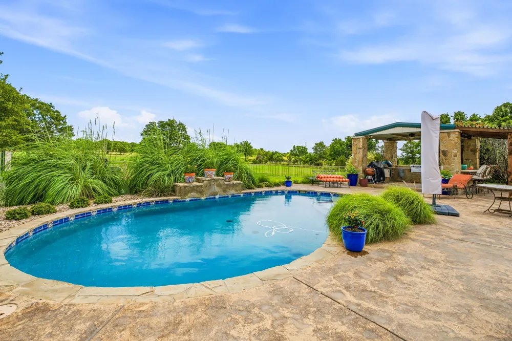 261 Dub Lane Poolville, TX 76487
