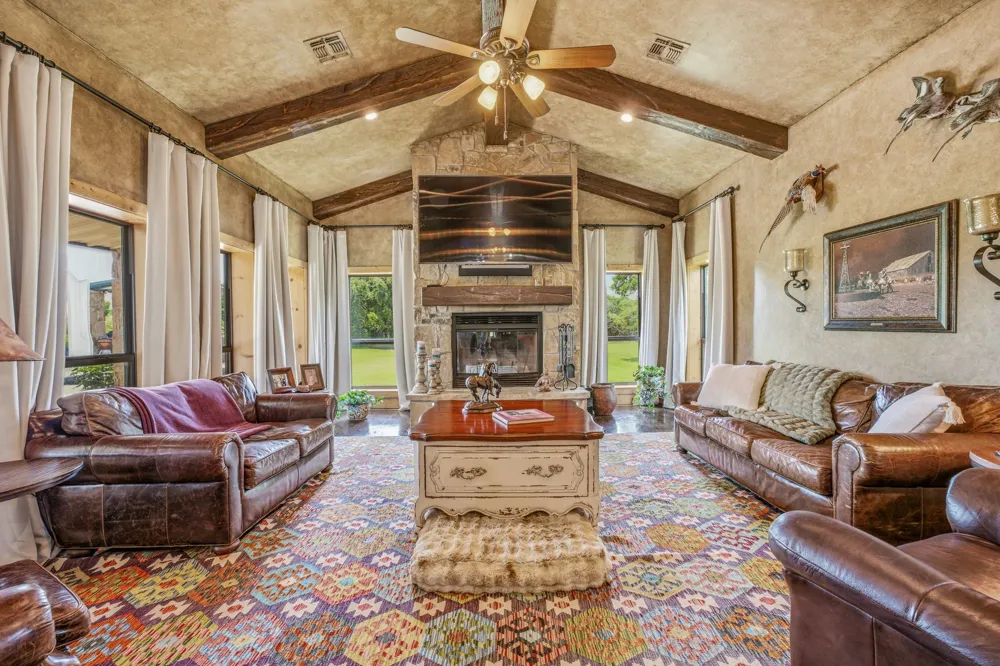 261 Dub Lane Poolville, TX 76487