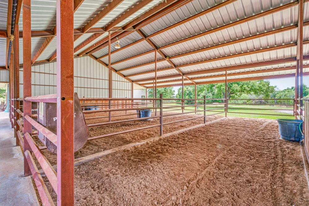 261 Dub Lane Poolville, TX 76487