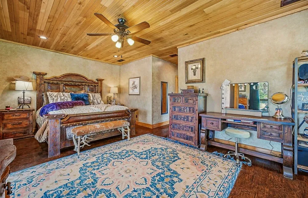 261 Dub Lane Poolville, TX 76487
