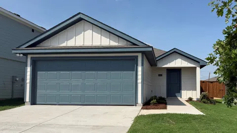 1304 Brook Lane
