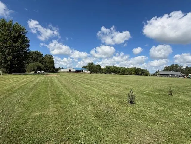 2925 Matthew Drive Windom, MN 56101