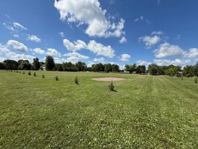 2925 Matthew Drive Windom, MN 56101