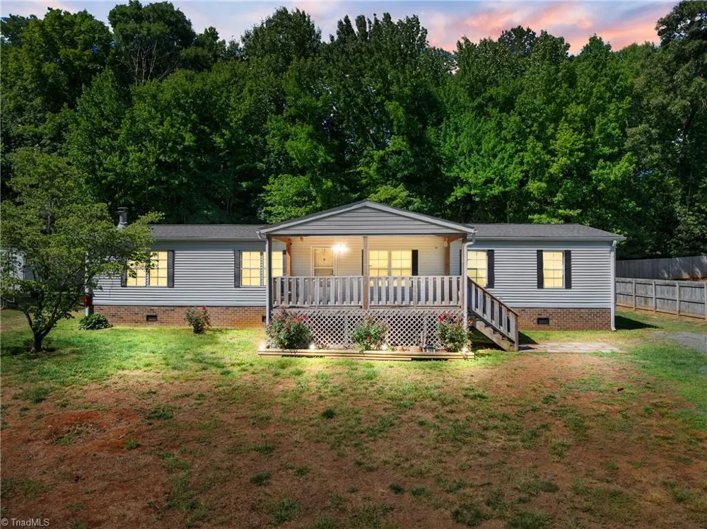 199 Sable Lane Thomasville, NC 27360