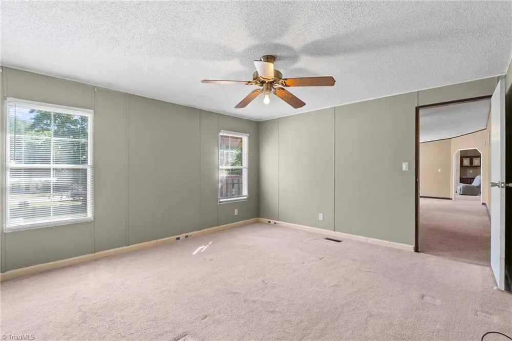 199 Sable Lane Thomasville, NC 27360