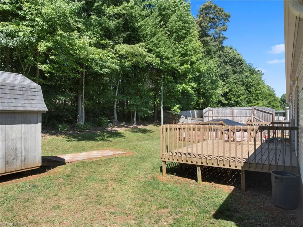 199 Sable Lane Thomasville, NC 27360