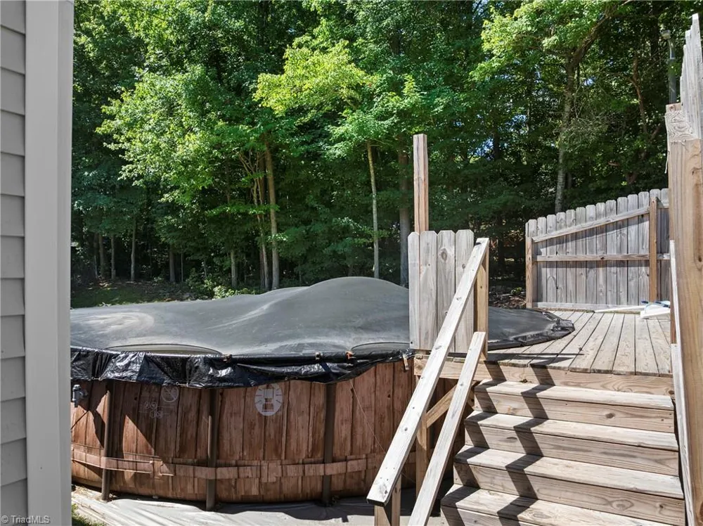 199 Sable Lane Thomasville, NC 27360