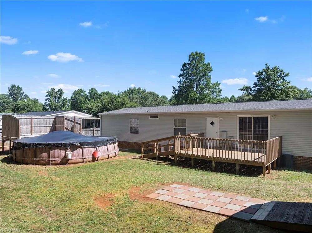 199 Sable Lane Thomasville, NC 27360