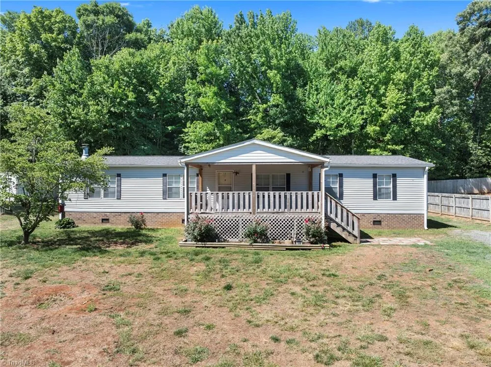 199 Sable Lane Thomasville, NC 27360