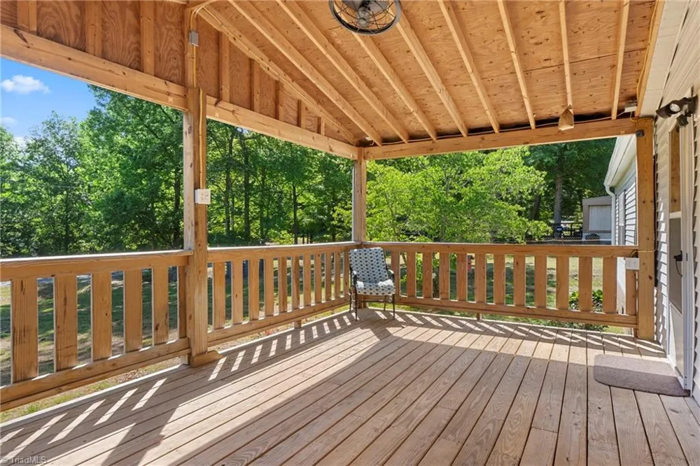 199 Sable Lane Thomasville, NC 27360