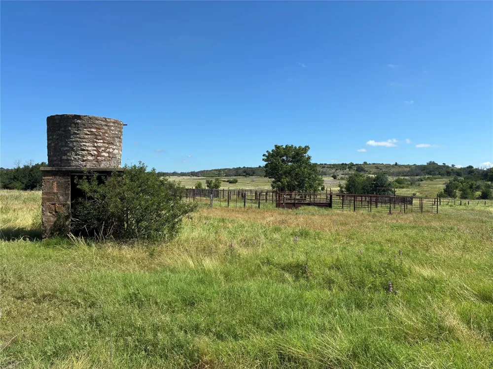 PR 530 A Evant, TX 76525