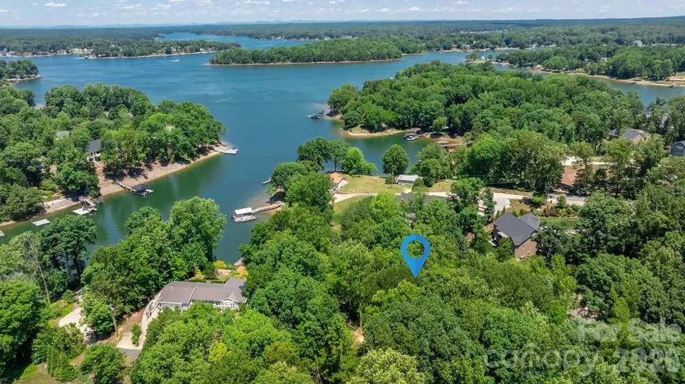 120 Sawyer Lane Mooresville, NC 28117