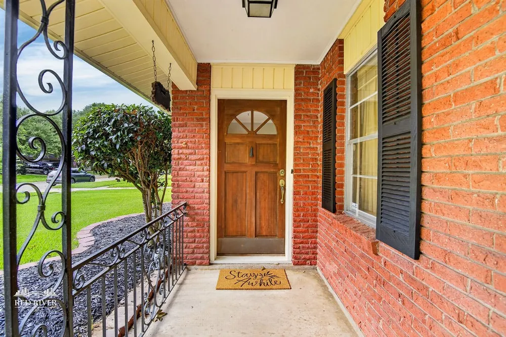 2010 Lovers Lane Shreveport, LA 71105