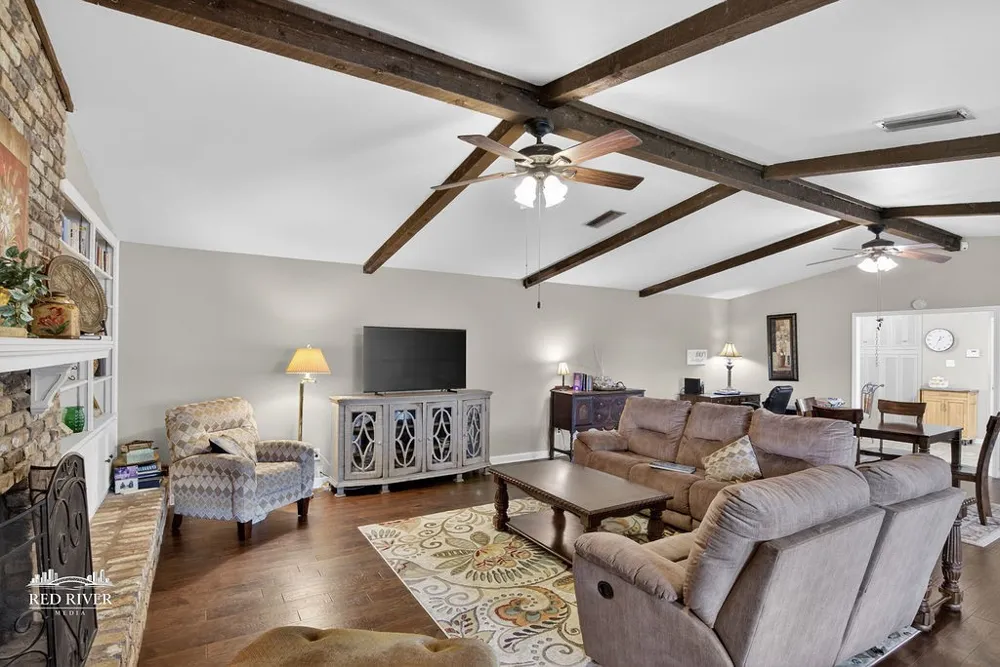 2010 Lovers Lane Shreveport, LA 71105