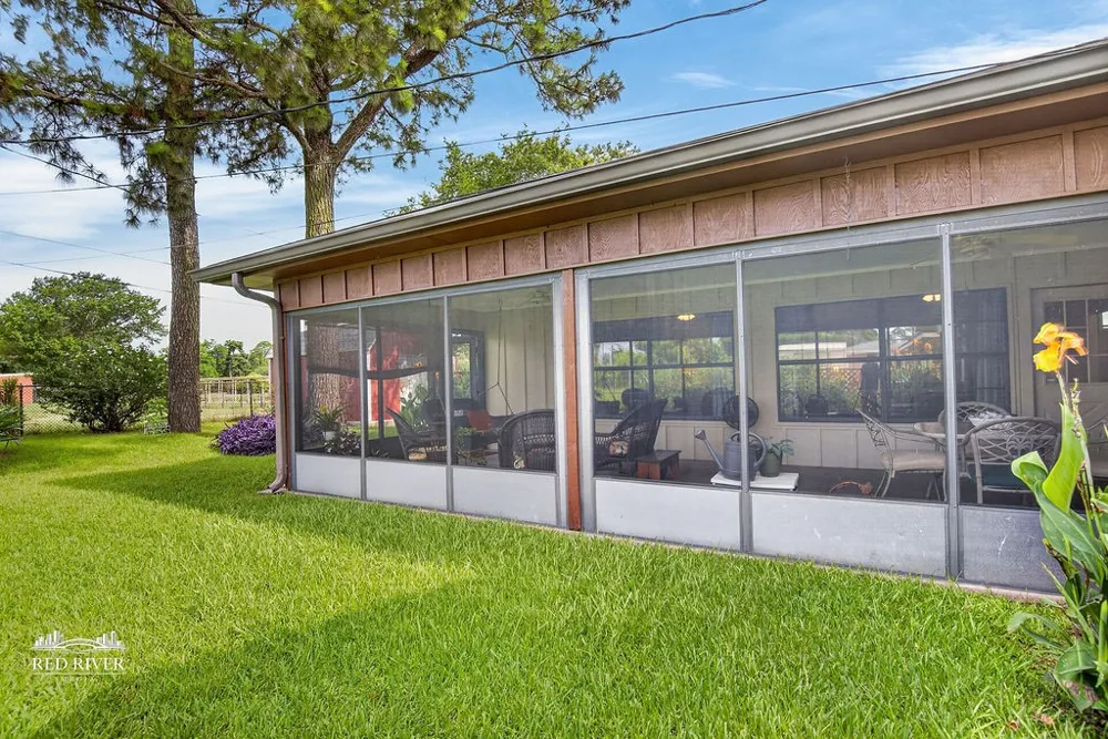 2010 Lovers Lane Shreveport, LA 71105