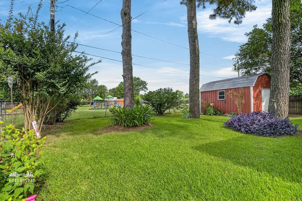 2010 Lovers Lane Shreveport, LA 71105