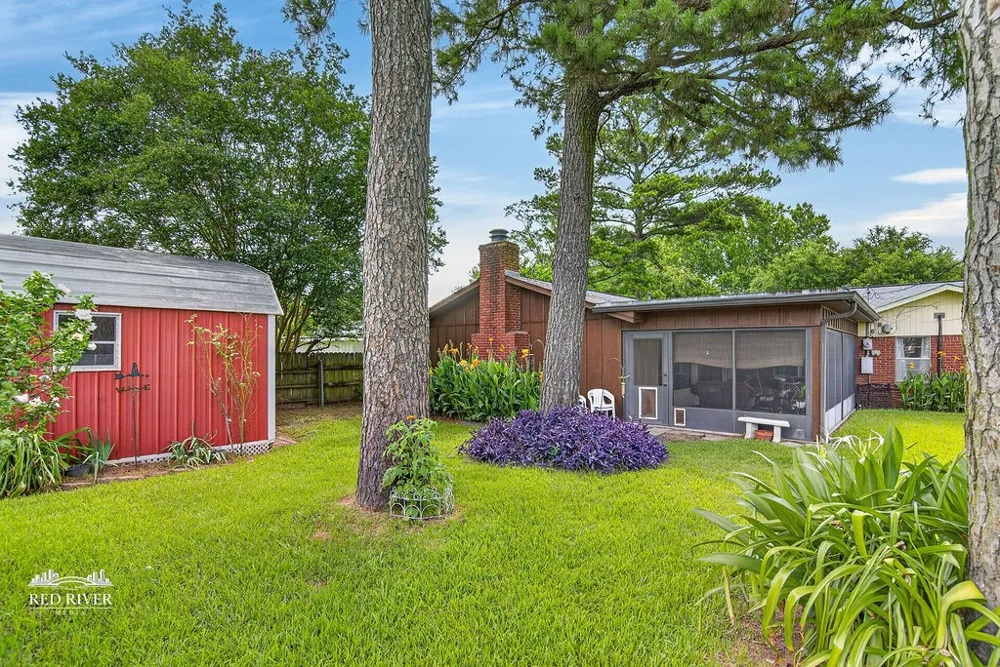 2010 Lovers Lane Shreveport, LA 71105