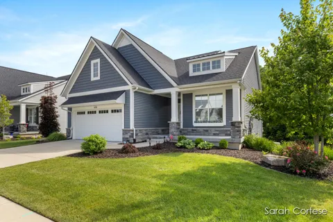 8226 Railview Court SW