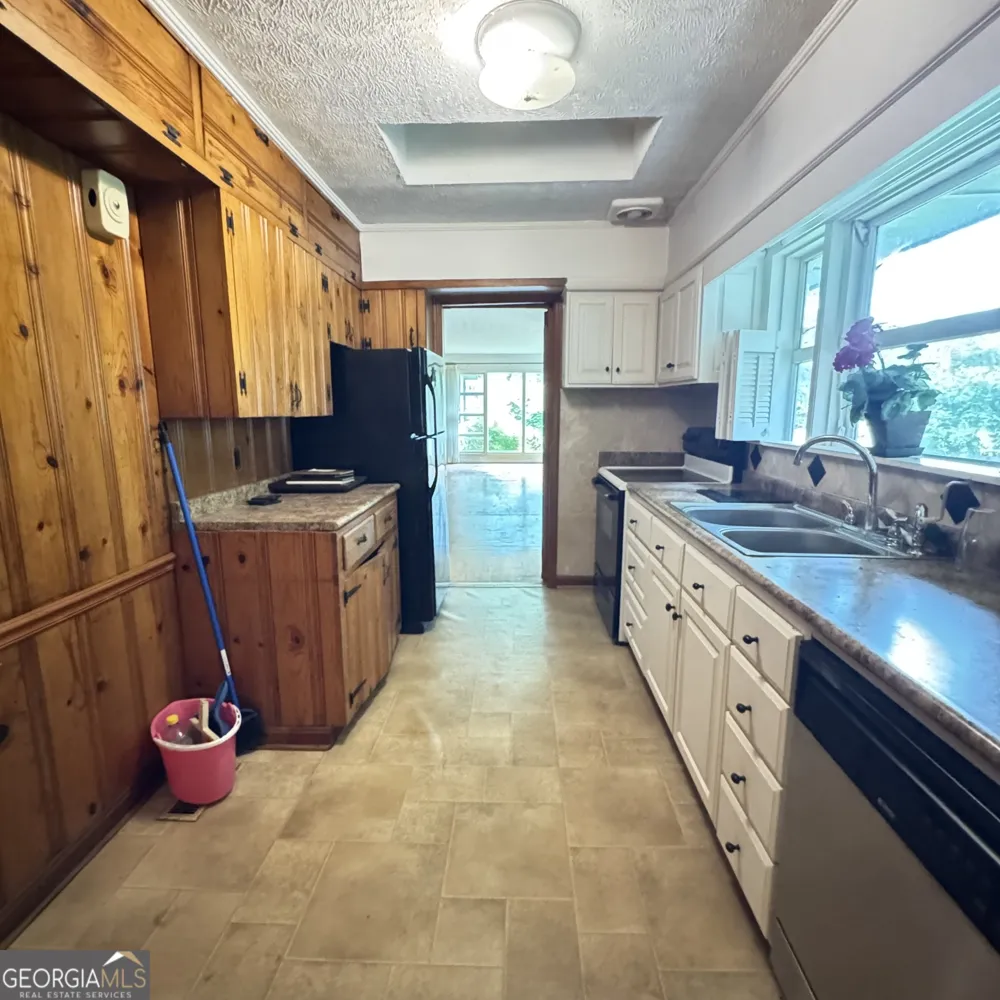 207 Iris DR Centre, AL 35960