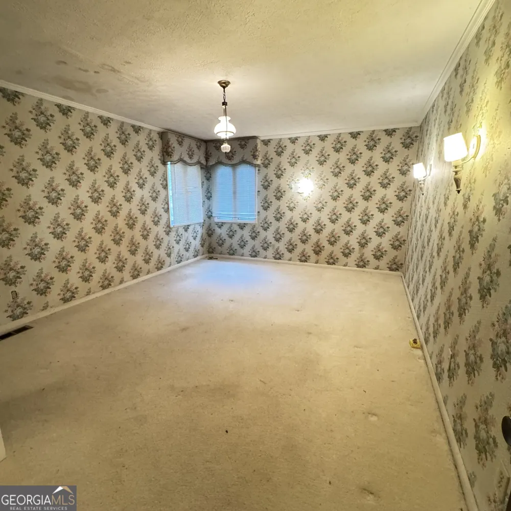 207 Iris DR Centre, AL 35960