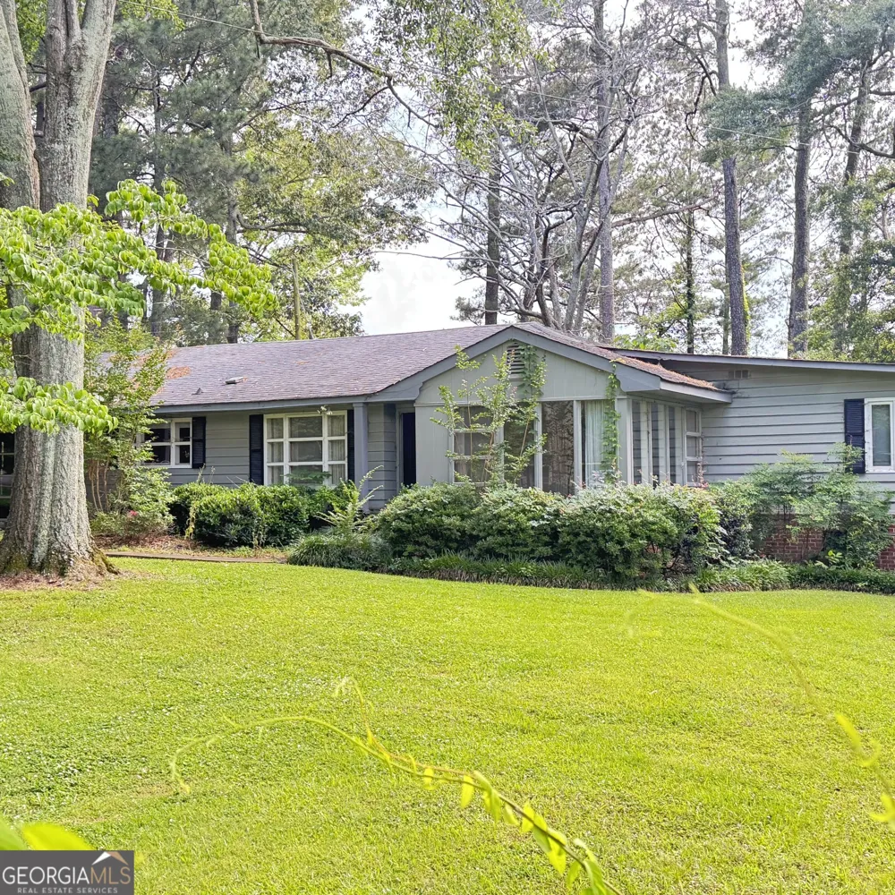 207 Iris DR Centre, AL 35960