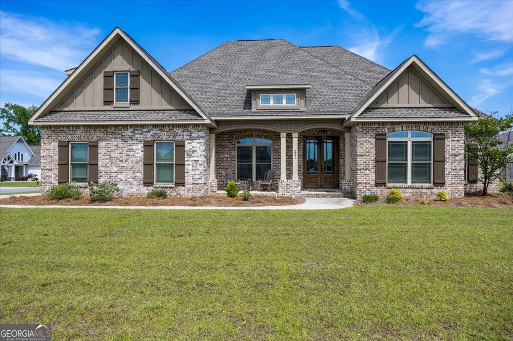 231 Flat Shoal DR Bonaire, GA 31005