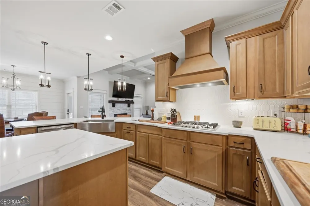 231 Flat Shoal DR Bonaire, GA 31005