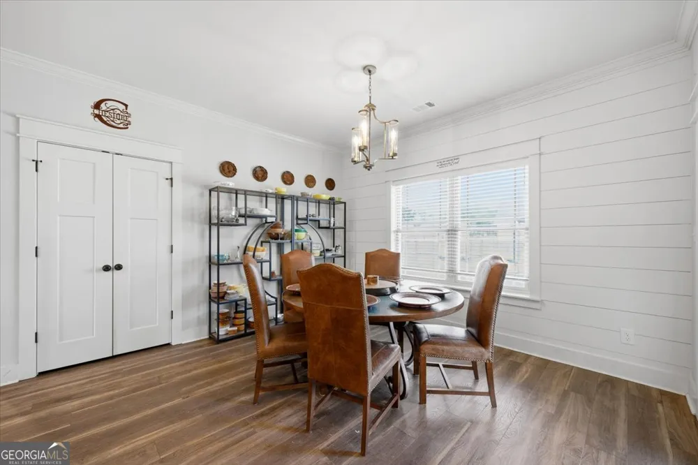 231 Flat Shoal DR Bonaire, GA 31005