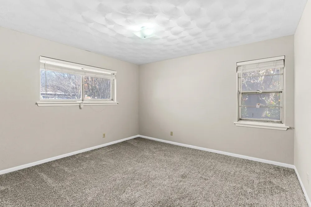 927 Poinsettia Drive Lancaster, TX 75146