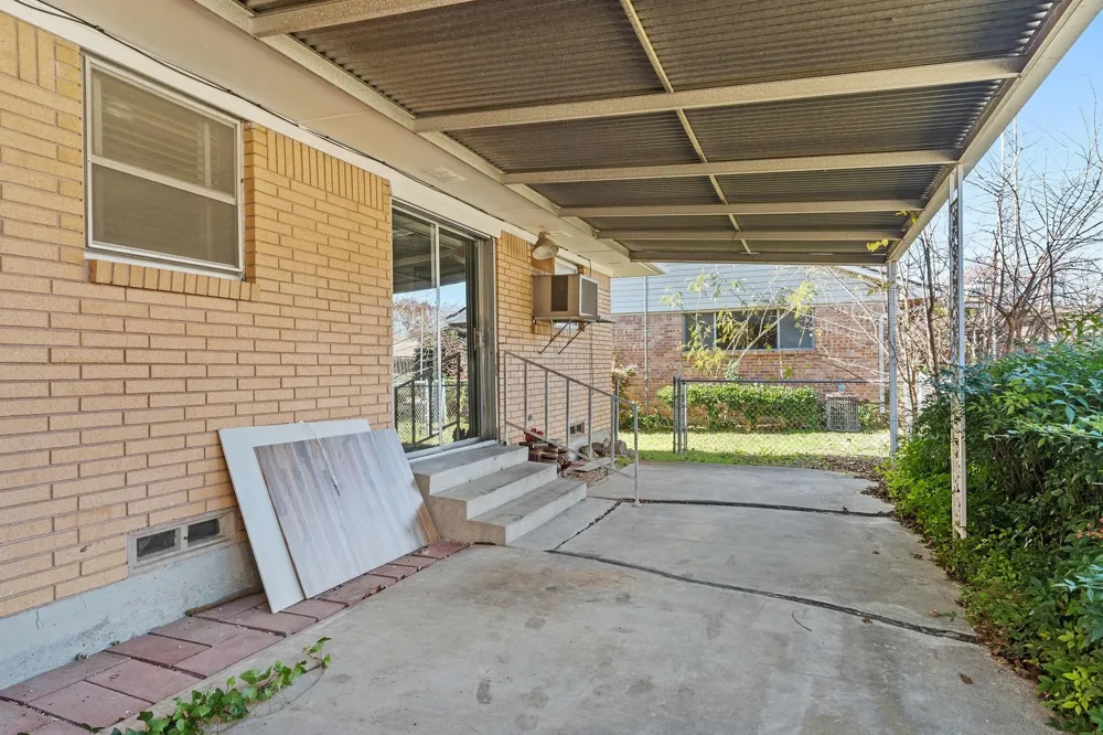 927 Poinsettia Drive Lancaster, TX 75146