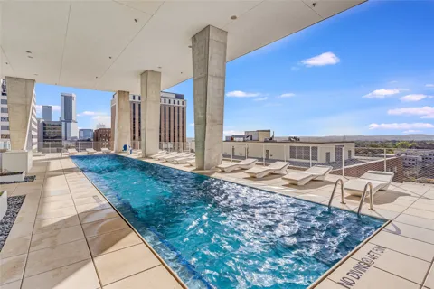 313 W 17th Street #1202