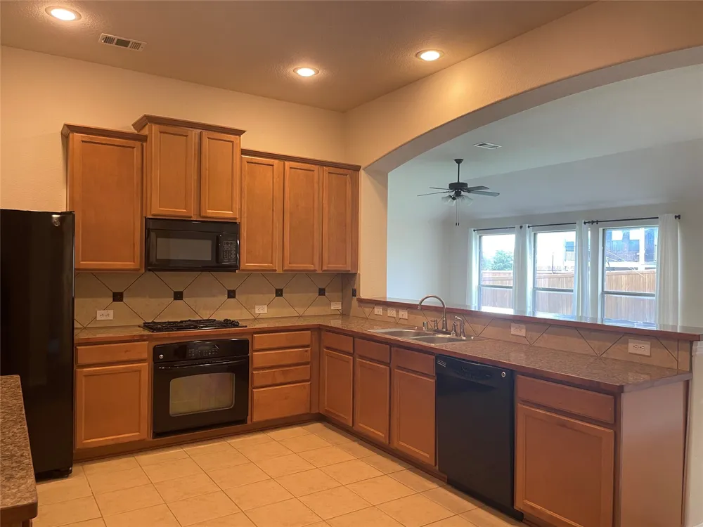 421 Brighton Street Roanoke, TX 76262
