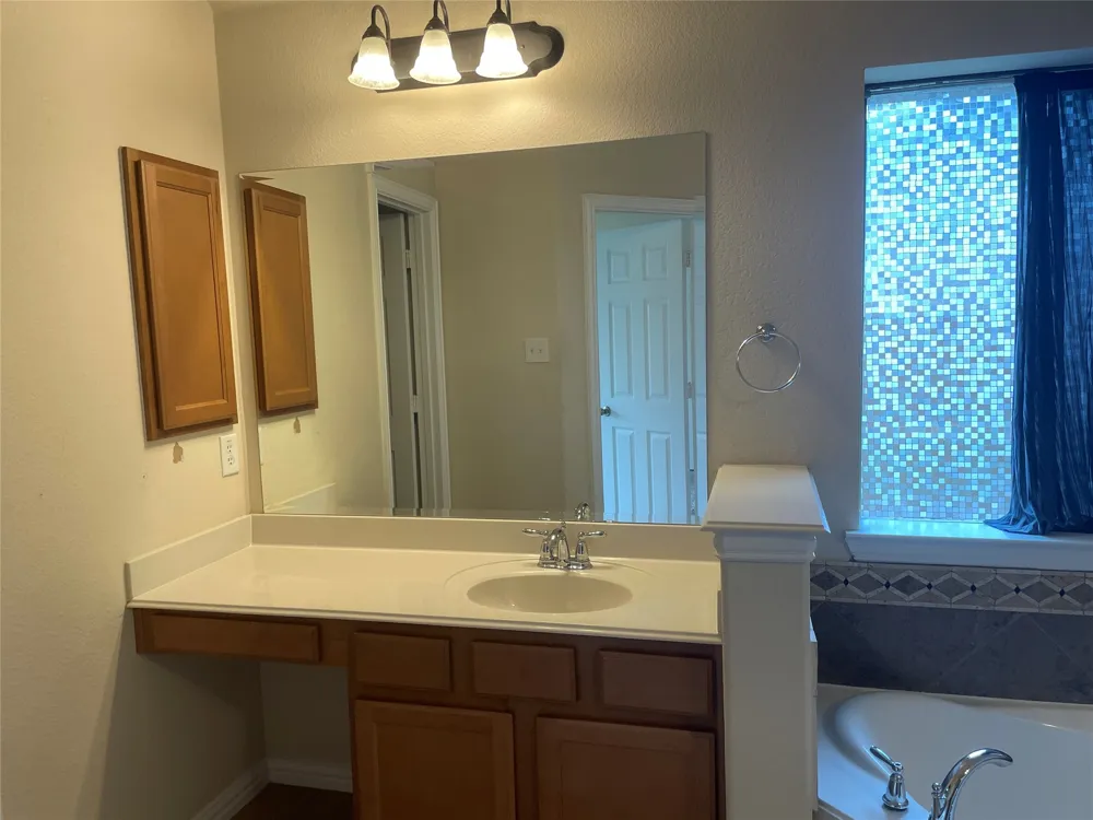 421 Brighton Street Roanoke, TX 76262