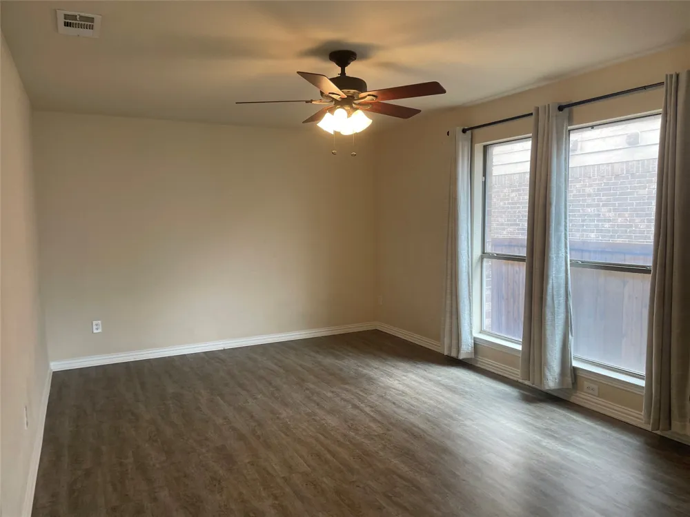 421 Brighton Street Roanoke, TX 76262