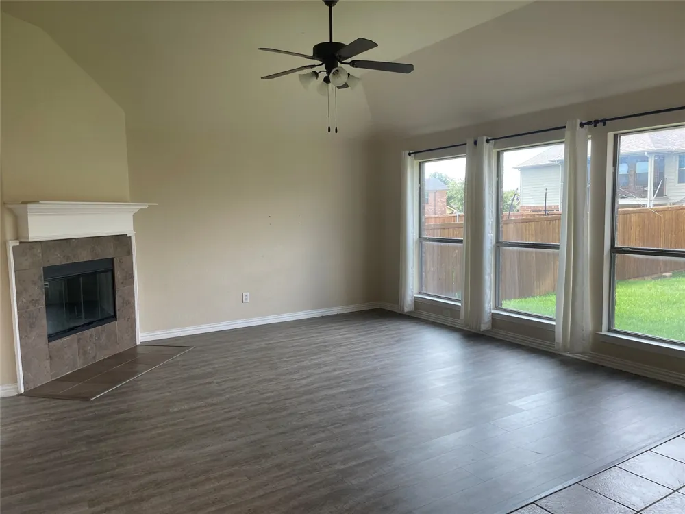 421 Brighton Street Roanoke, TX 76262
